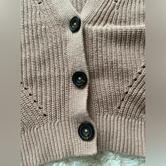 ABERCROMBIE & FITCH KNIT CARDIGAN - Picture 2 of 5